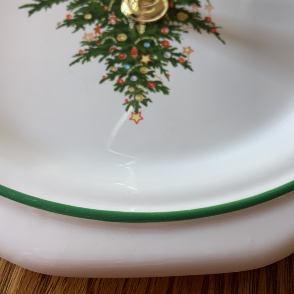 Pfaltzgraff Christmas 8 1/2” serving plate - Picture 4 of 6